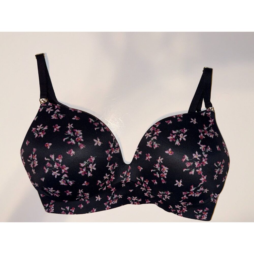 Victoria's Secret Wireless Push up bra 34D